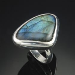 Labradorite 0